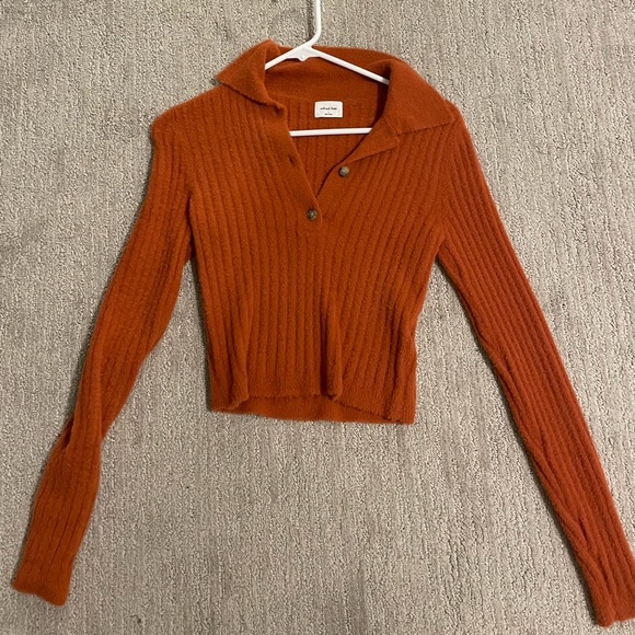 Aritzia sweater - Picture 4 of 5